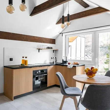 Narciarska 2 アパートホテル コルビエルフ