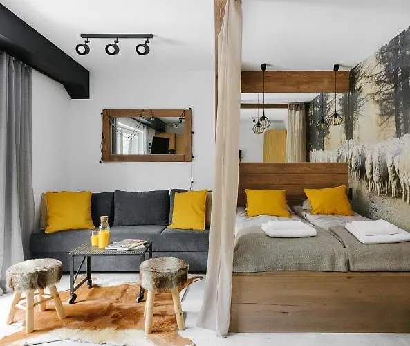 Narciarska 2 Aparthotel 4*