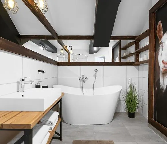 Narciarska 2 شقة فندقية 4*